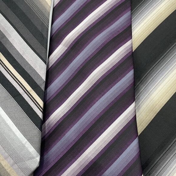 Bundle of three striped van heusen neckties - Picture 2 of 8